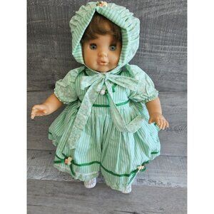 Vintage FAMOSA Blonde Doll Green Prairie Outfit 18" Tall Made In Spain Blue Eyes